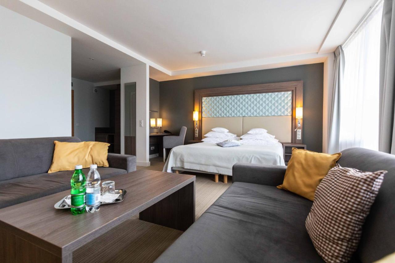 Hotel Perla Poludnia Rytro Exteriör bild