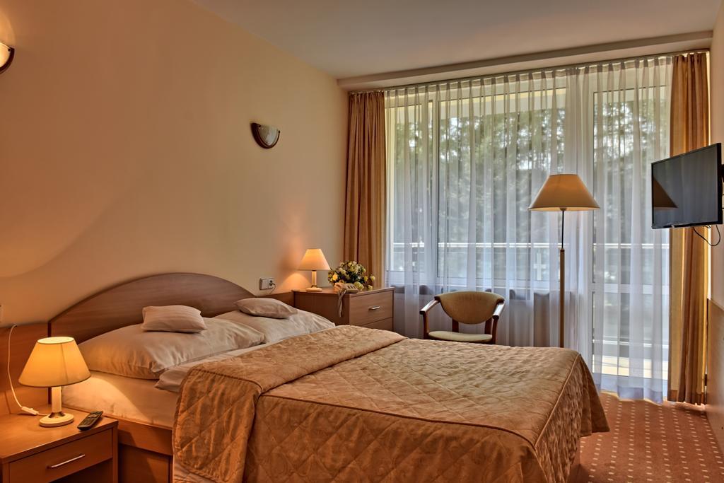 Hotel Perla Poludnia Rytro Exteriör bild